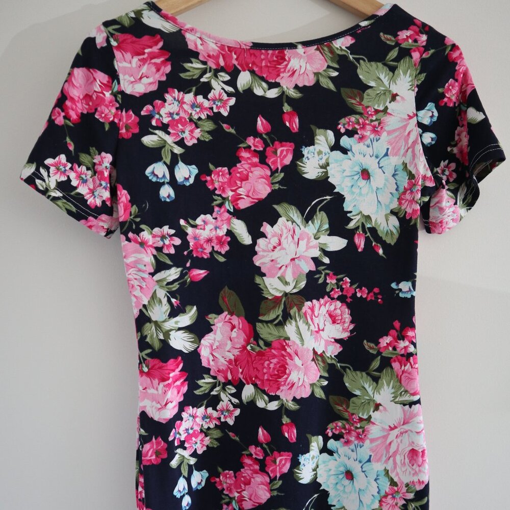 Floral bodycon midi dress, S - vibrant feminine flattering scoop neck dress